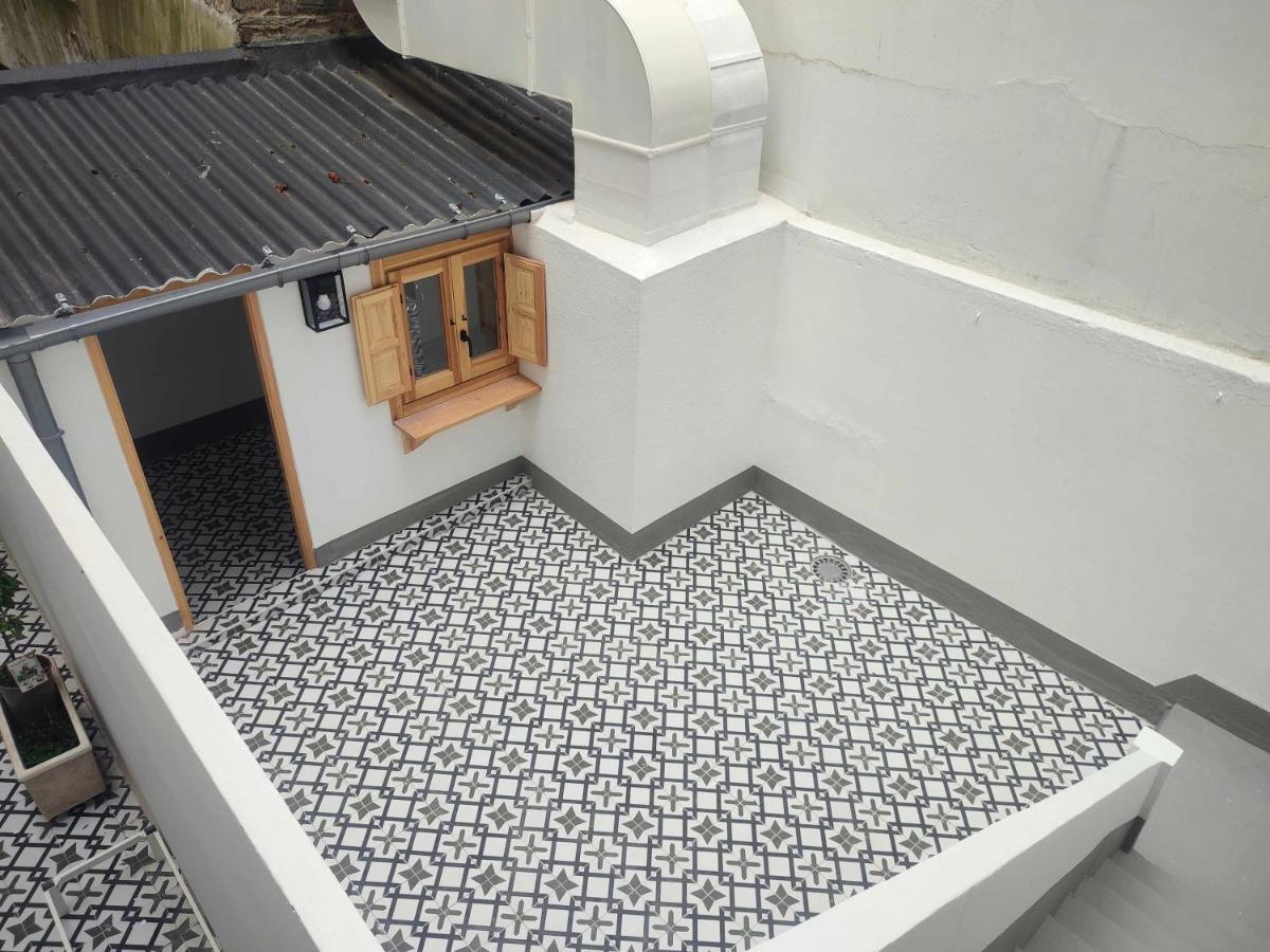 Calle Real Con Patio * Ferrol